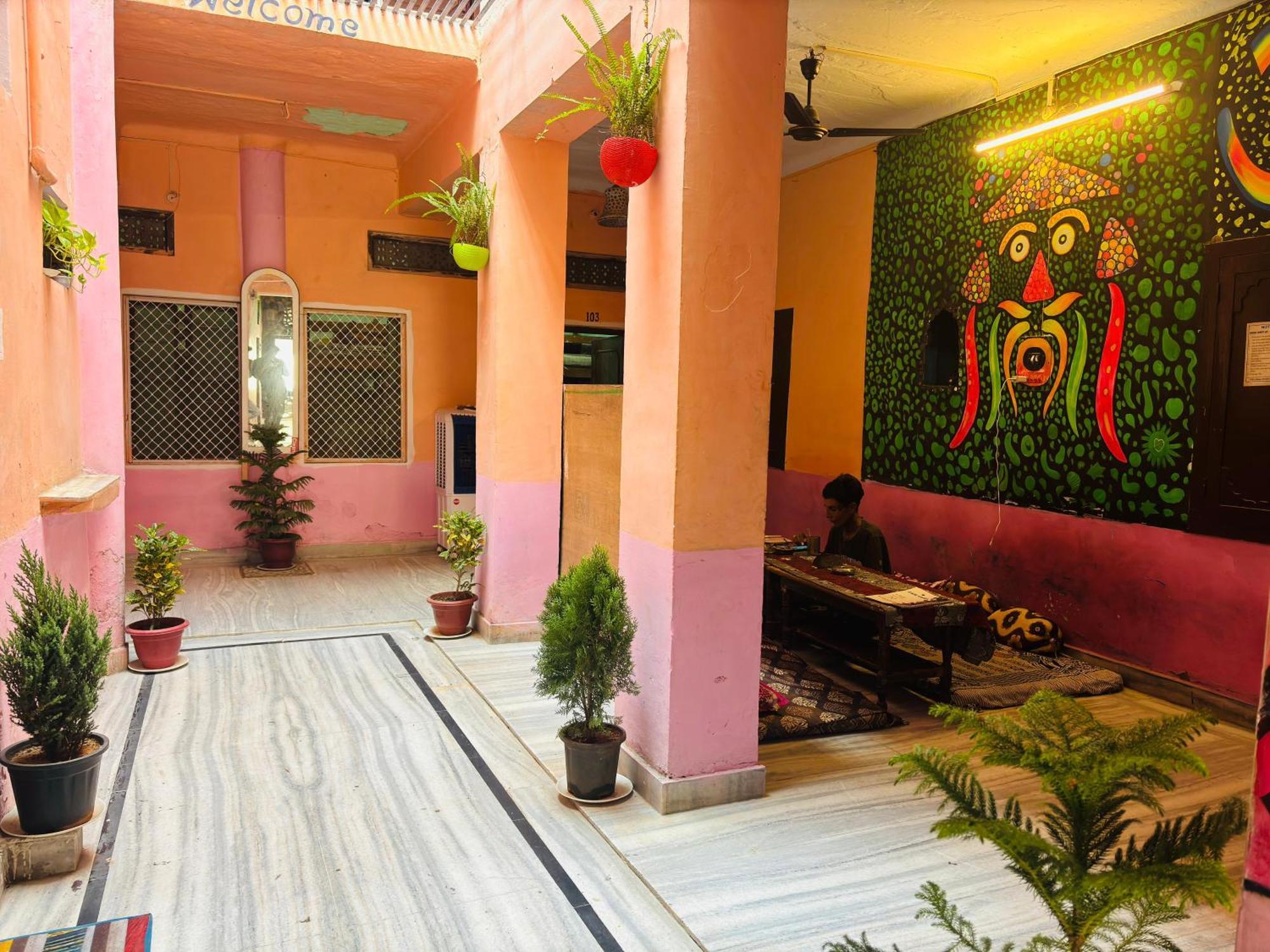 Hostel Monalisa 布什格尔 外观 照片