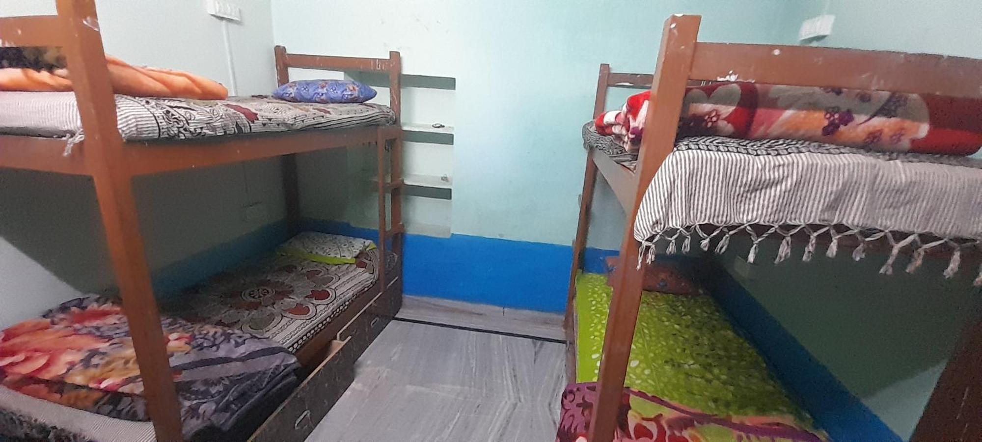 Hostel Monalisa 布什格尔 外观 照片