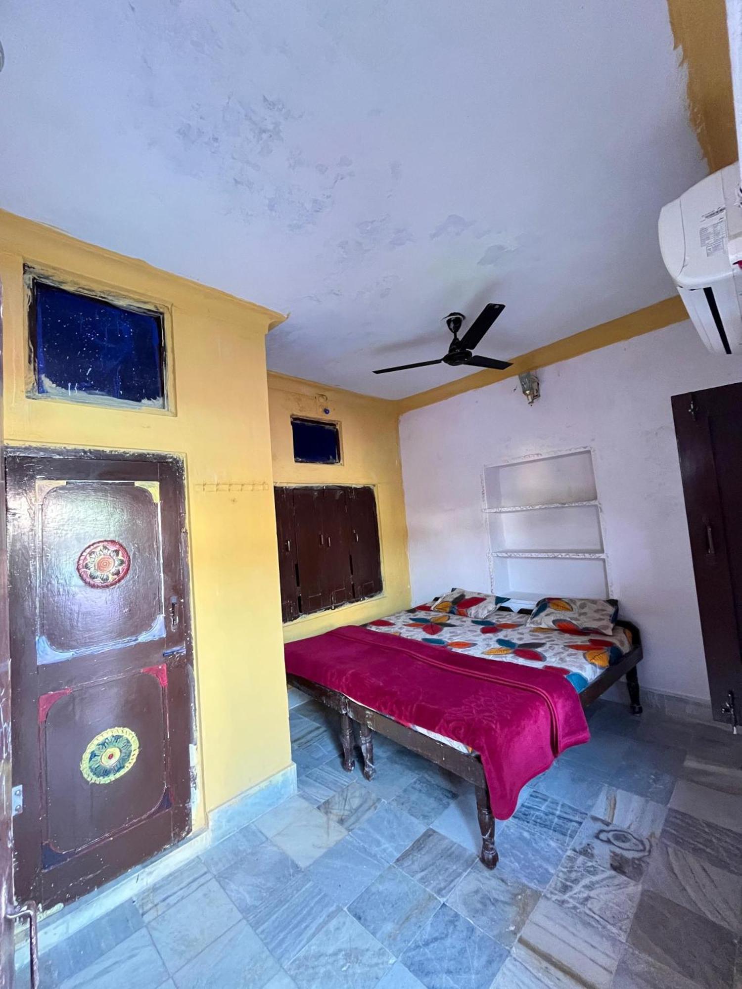 Hostel Monalisa 布什格尔 客房 照片