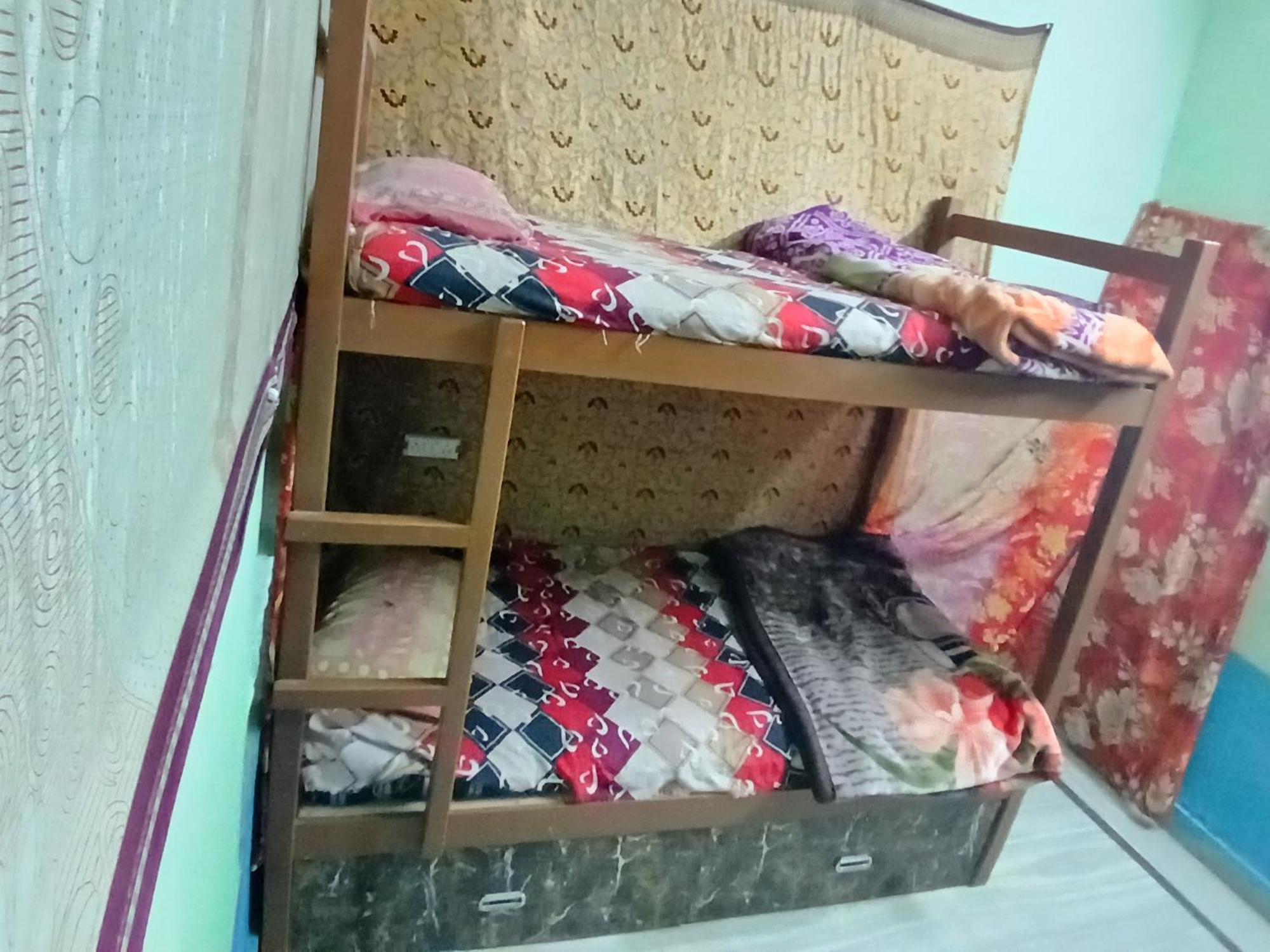 Hostel Monalisa 布什格尔 客房 照片