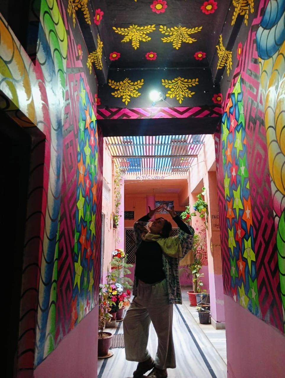 Hostel Monalisa 布什格尔 外观 照片